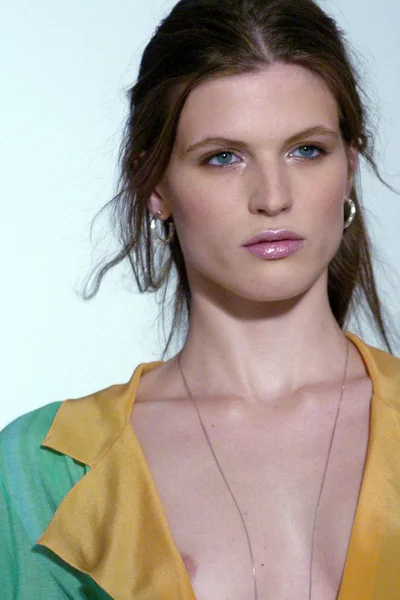 Look 12
